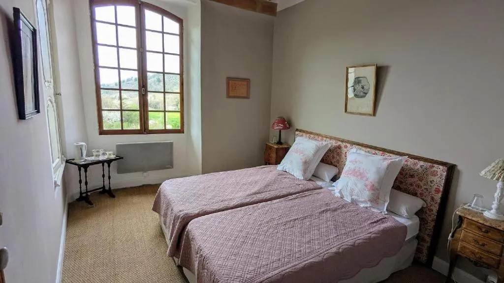 Le Vieux Castel Bed & Breakfast Roumoules 0*,  France